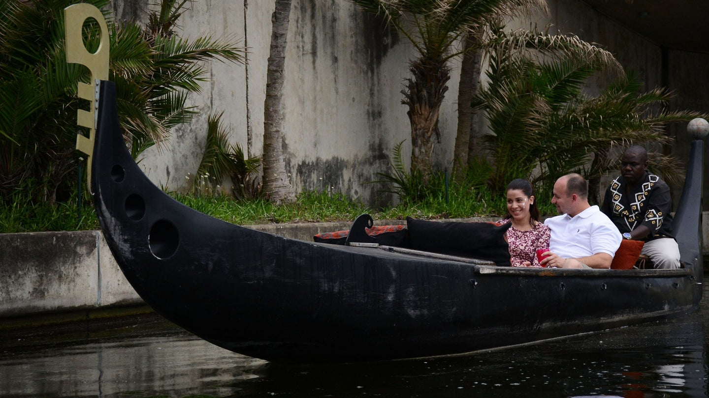 Gondola Ride & Banquet on a Blanket for Two | Durban