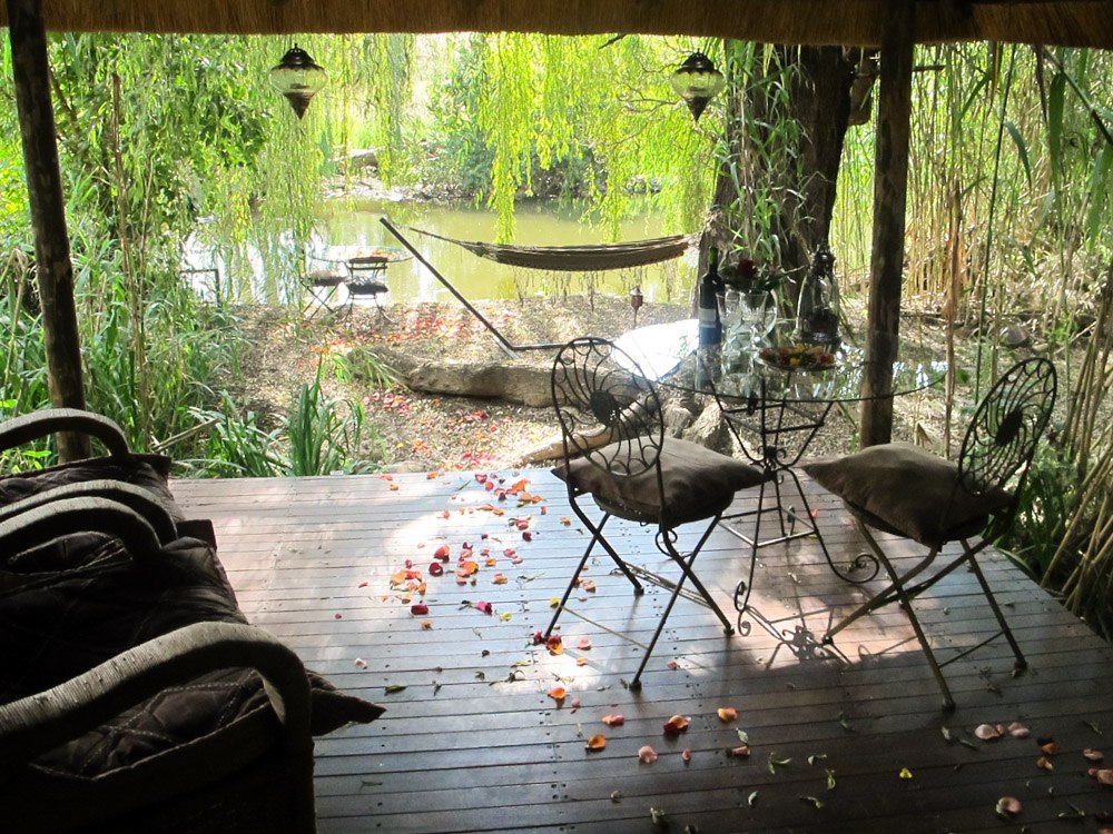 Secluded Night Picnic & Jacuzzi Stayover for Two | Rhenosterspruit